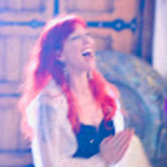 Meet your Posher, Kitty - Picture 1 of 1